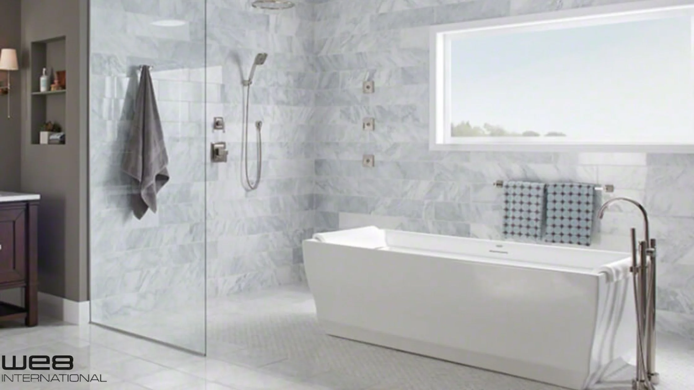 Crisp White color tile for Bathrooms